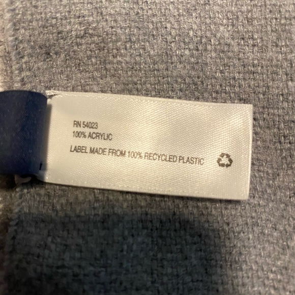 Unisex Acrylic scarf - Picture 3 of 3